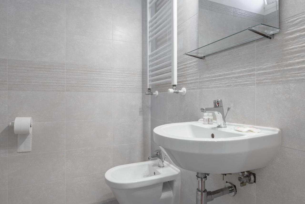 Bed and Breakfast Cornelia Penthouse Рим Экстерьер фото